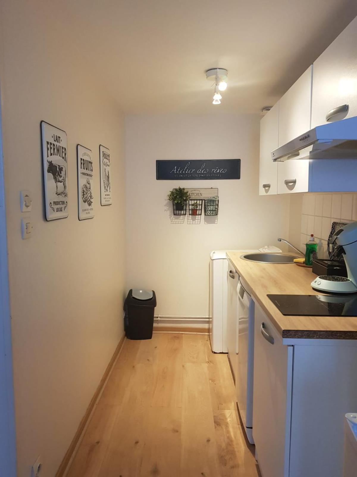 Duplex A La Gare Du Mans Bed & Breakfast Le Mans Room photo